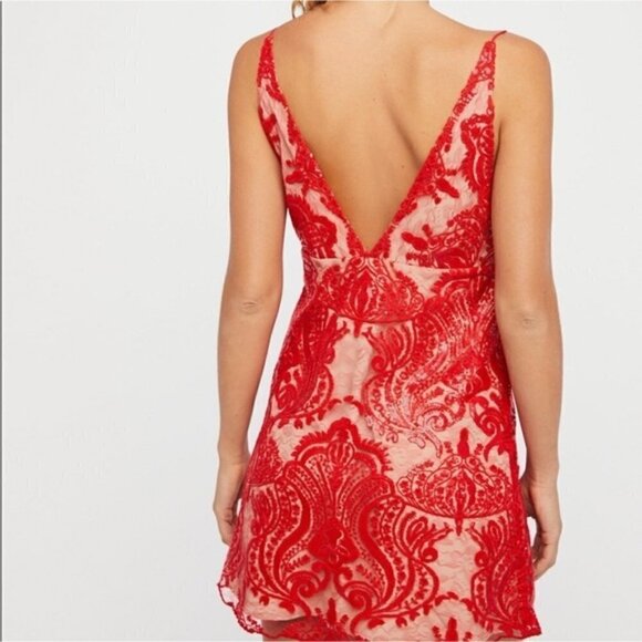 FREE PEOPLE NIGHT SHIMMERS LACE & SEQUINS RED MINI DRESS 10 - Picture 4 of 15